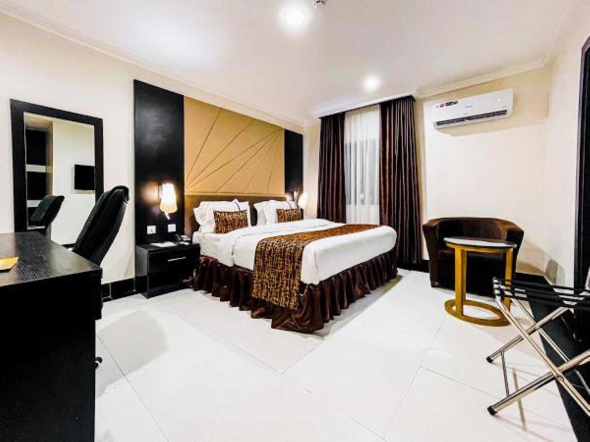 พาซาดีนา สวีทส์ Hotel เลกกี ภายนอก รูปภาพ